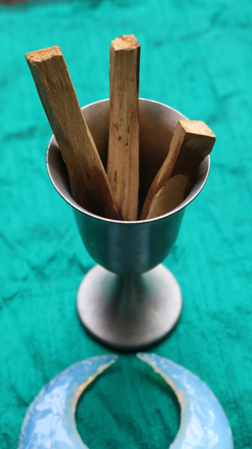PALO SANTO